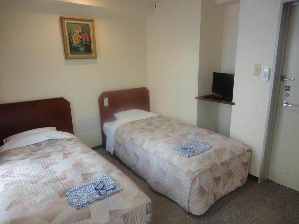 Million City Business Hotel Хиросима Экстерьер фото